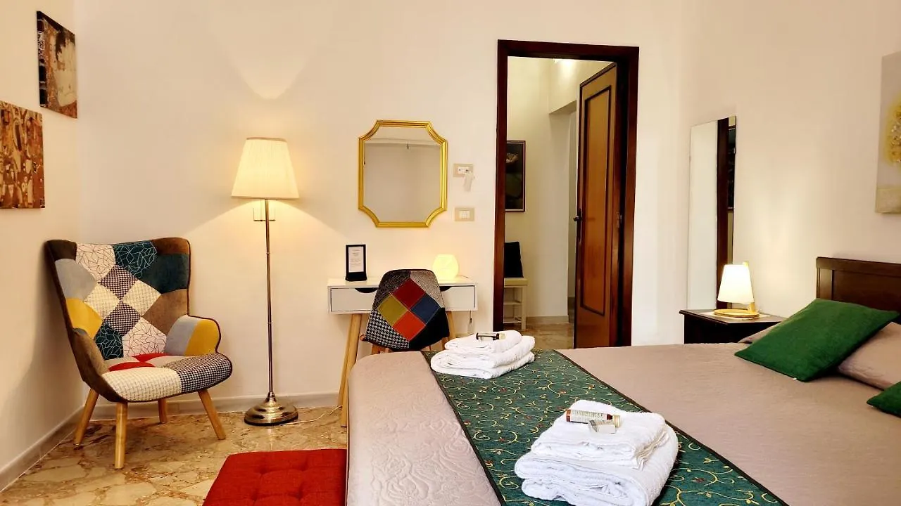 Oda ve Kahvaltı Zanzi 'S Charming Rooms Avola